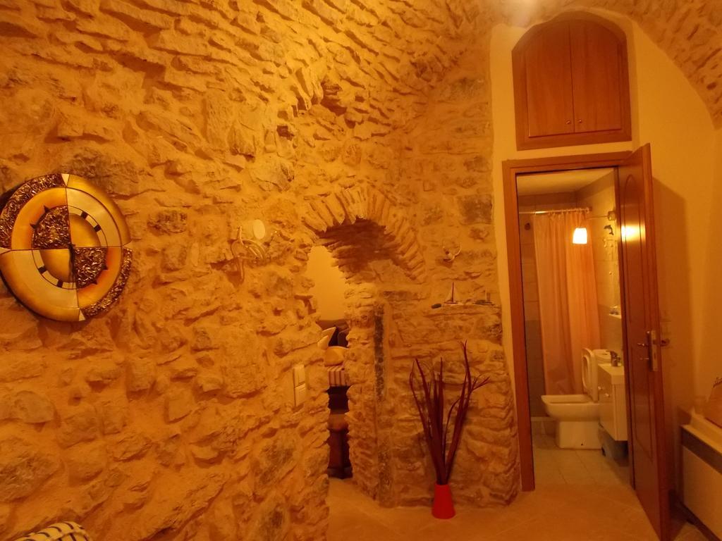 Traditional Guest House Chrisyis Pirjí Kültér fotó