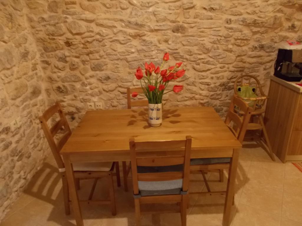 Traditional Guest House Chrisyis Pirjí Kültér fotó