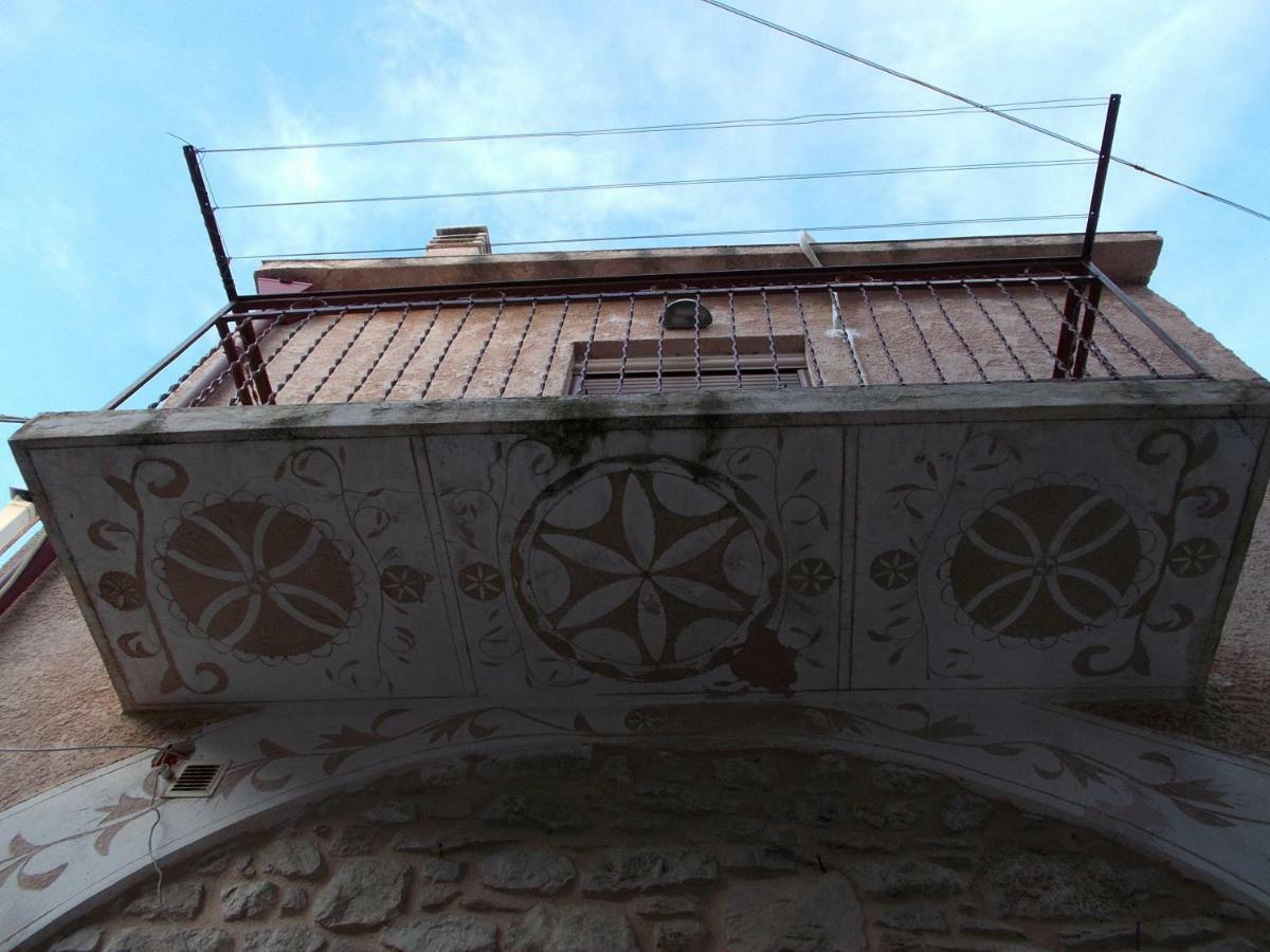 Traditional Guest House Chrisyis Pirjí Kültér fotó